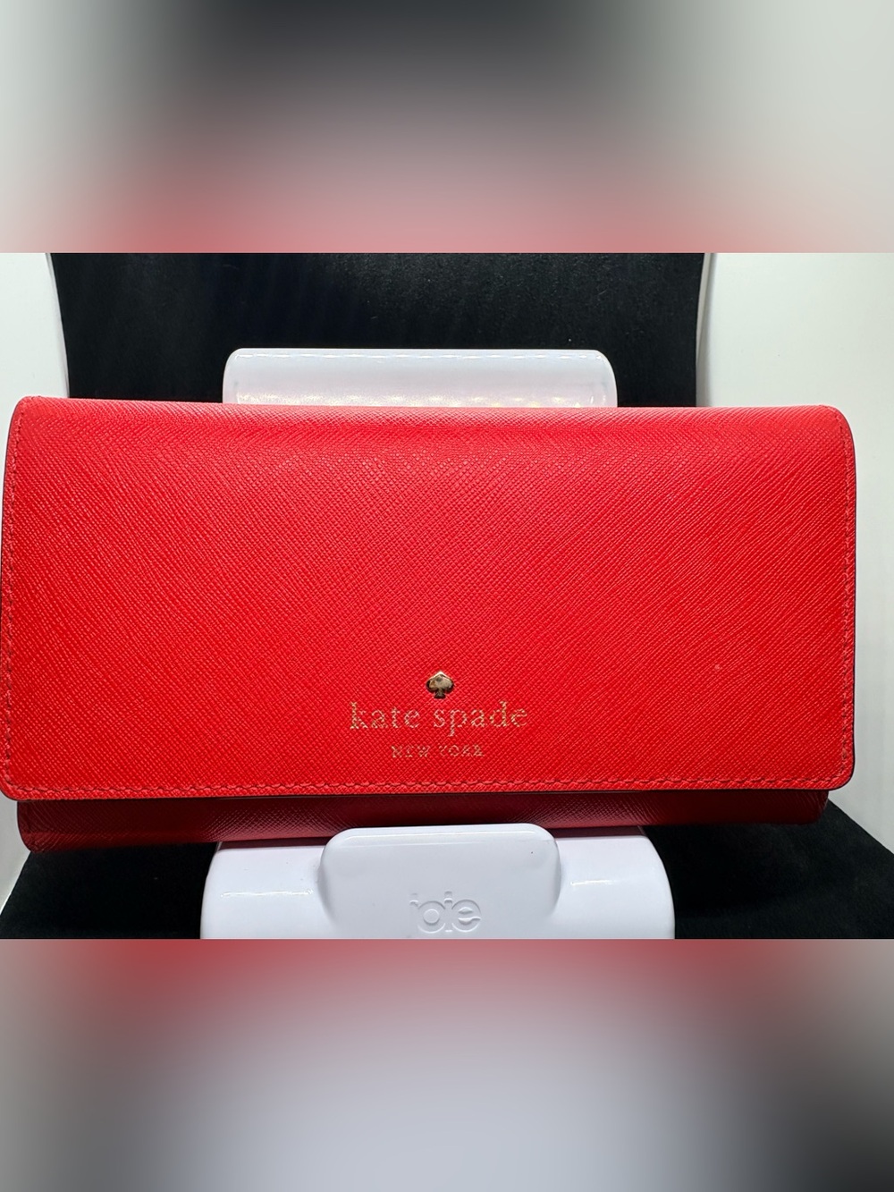 Kate Spade New York Red Saffiano Leather Continental Wallet